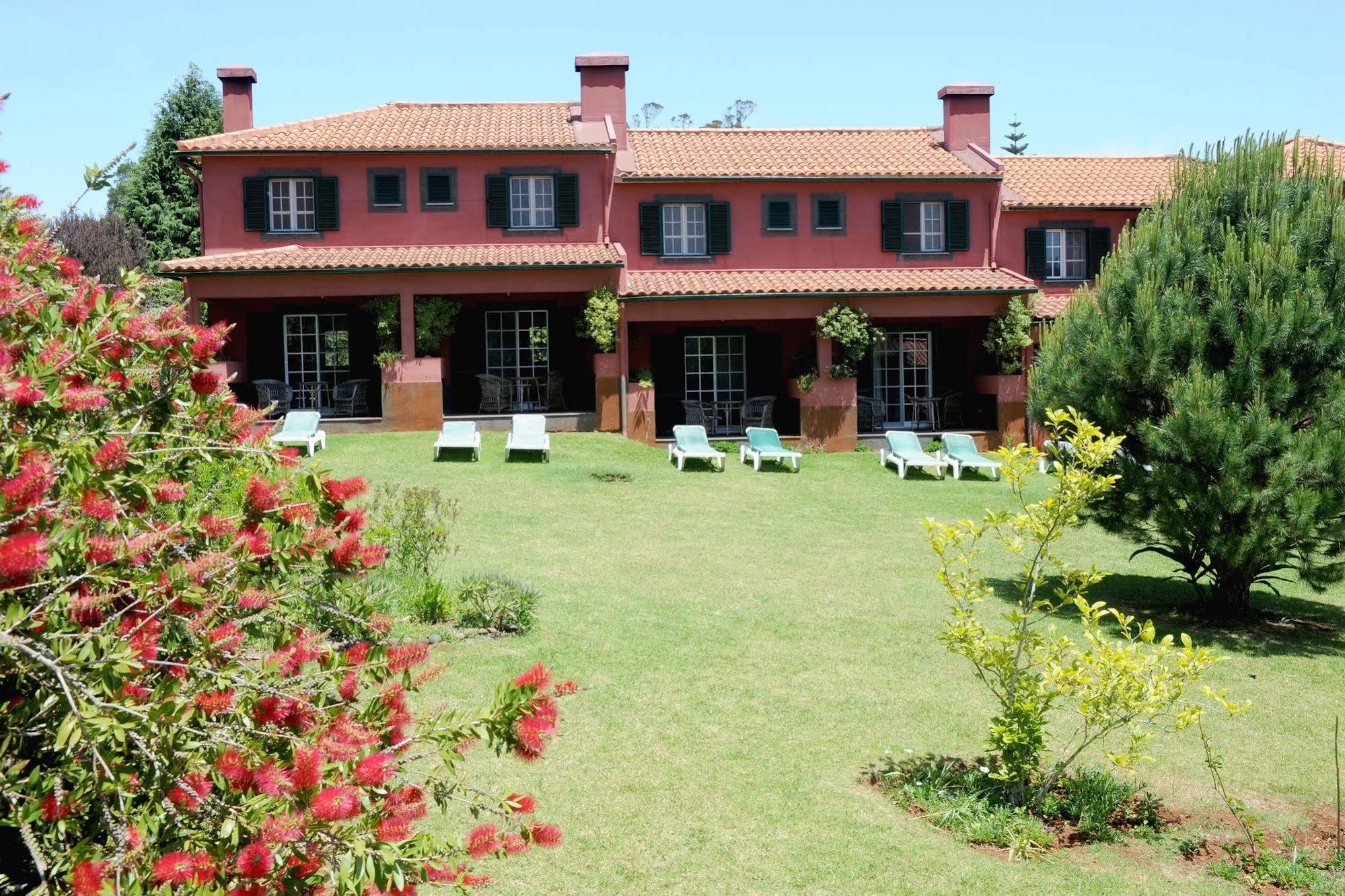 Quinta Santo Antonio Da Serra Aparthotel Exterior photo